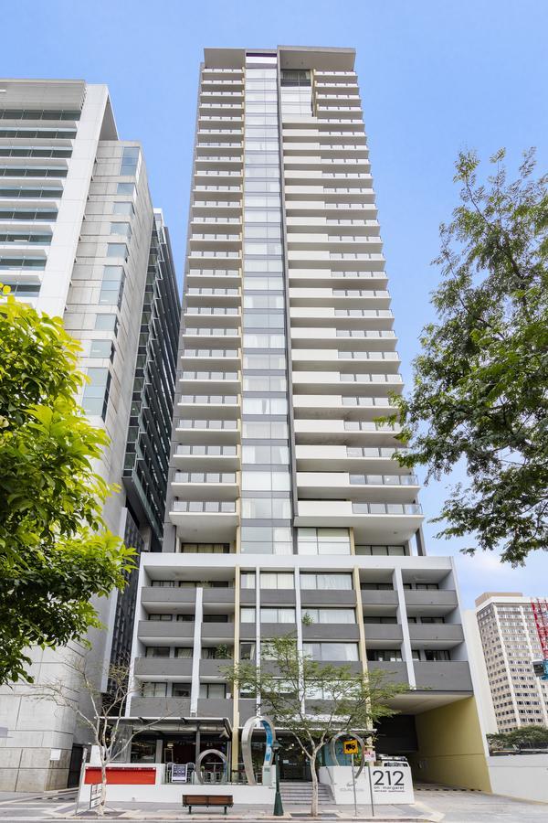 Apartments @ 212 Margaret บริสเบน ภายนอก รูปภาพ
